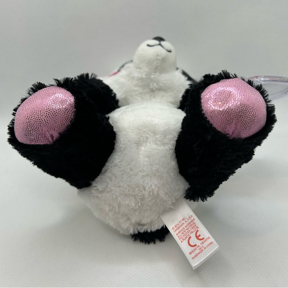 Ty Beanie Boos Collection RETIRED Valentine Theme Mandy Heart Eye Panda Plush - Picture 6 of 6
